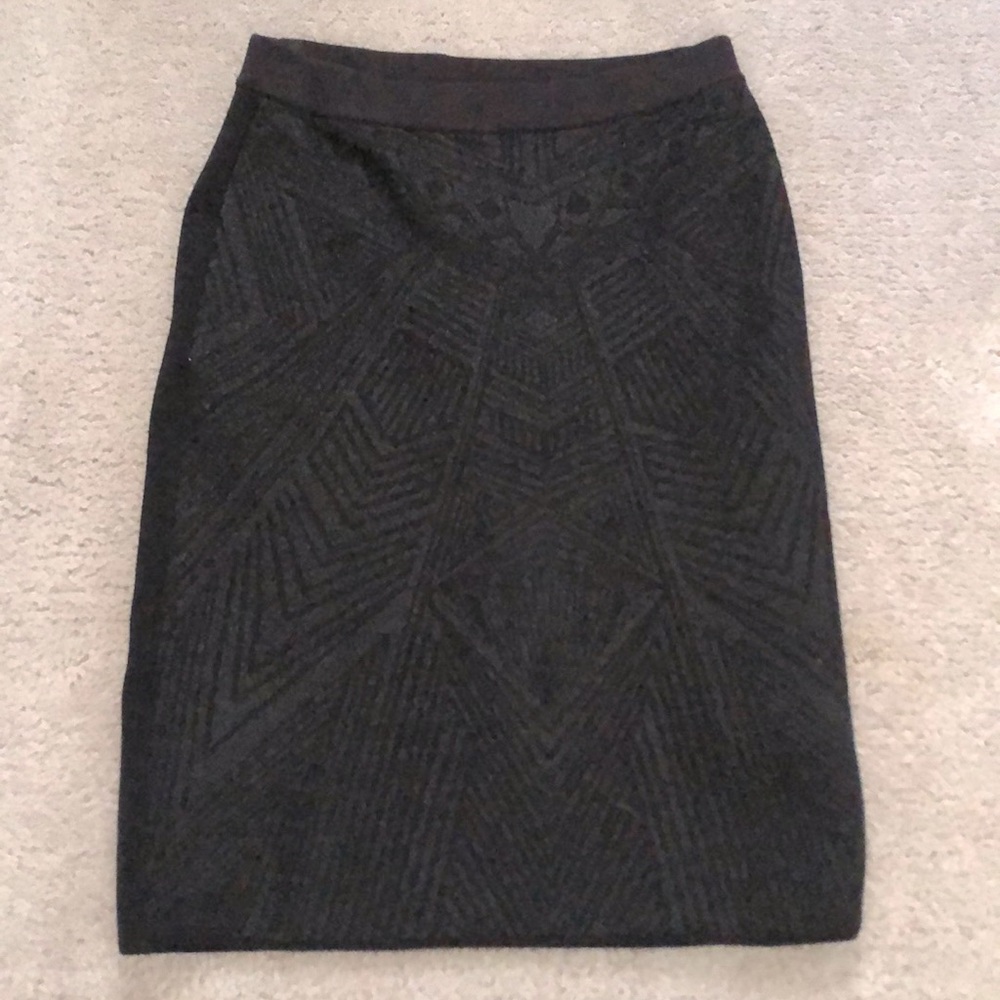 Black w/ silver glitter Aztec design pencil skirt